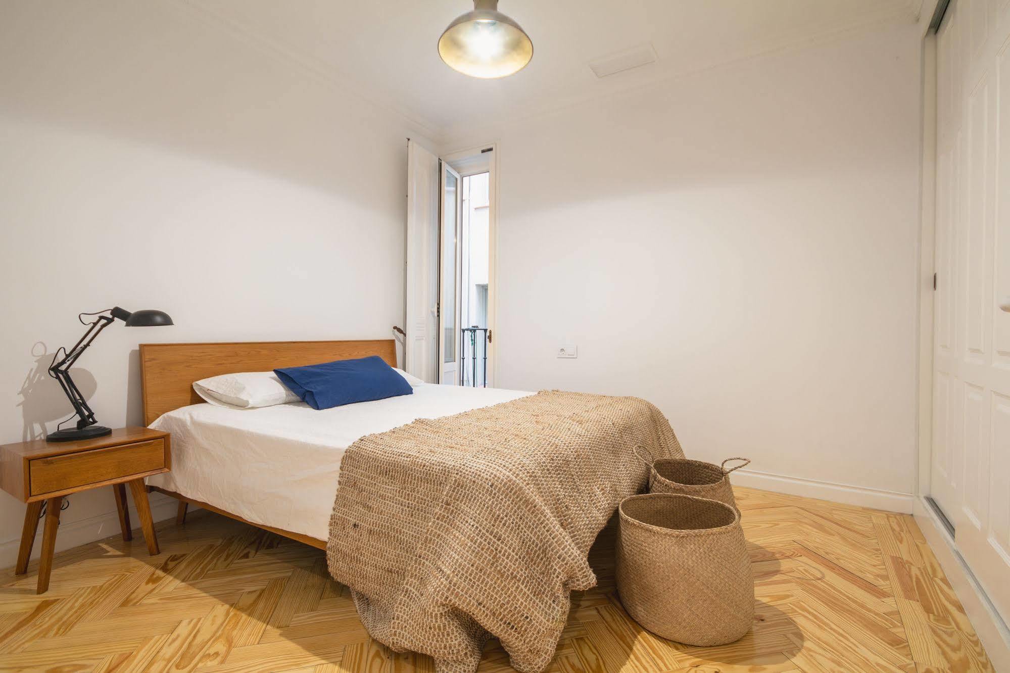 Fuencarral Apartment Madrid Exterior photo